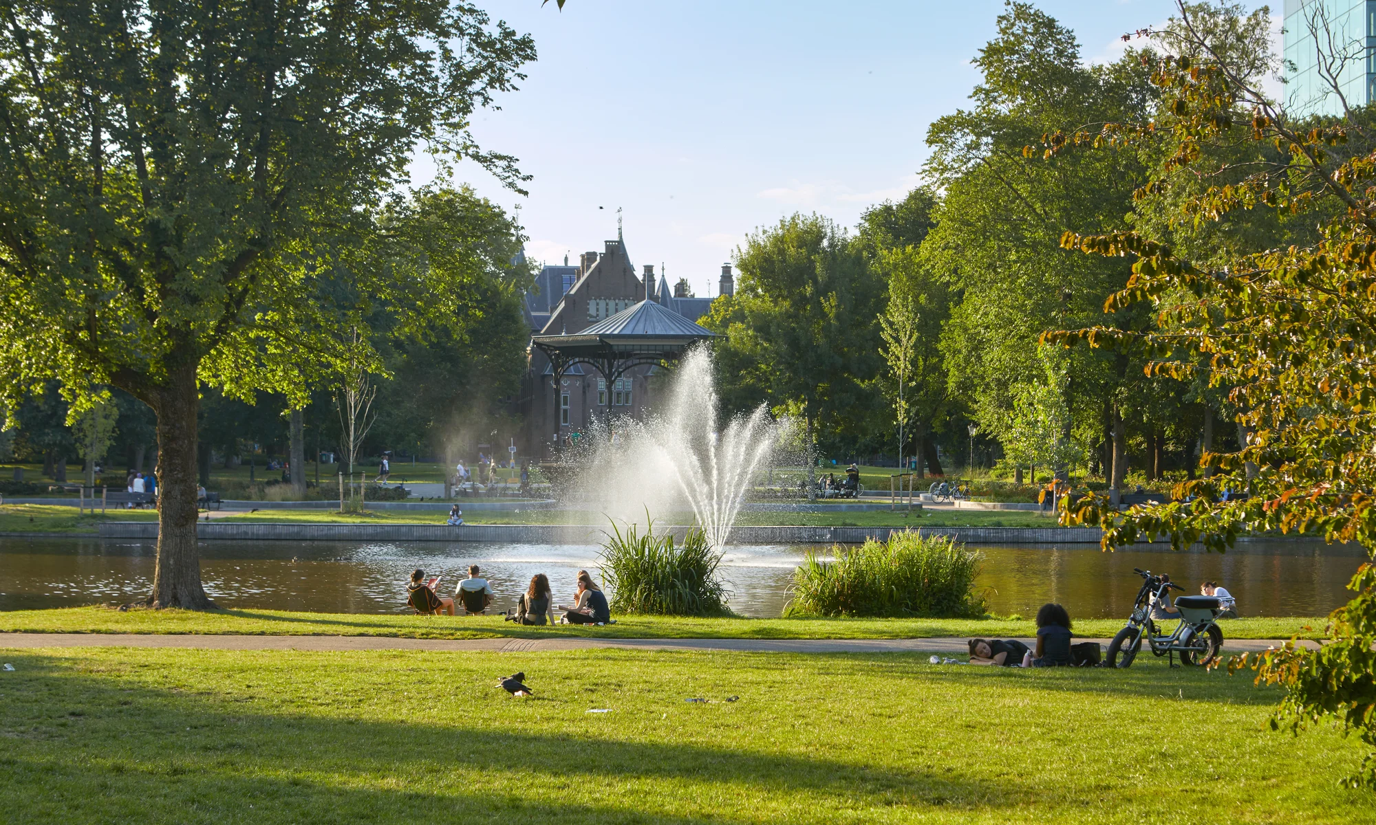 Diemen: stadse energie, dorpse rust