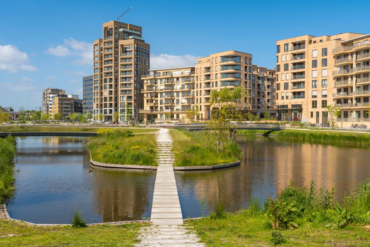 Een ontdekkingstocht door Diemen-Zuid: wandelen langs groen en verstopte plekjes